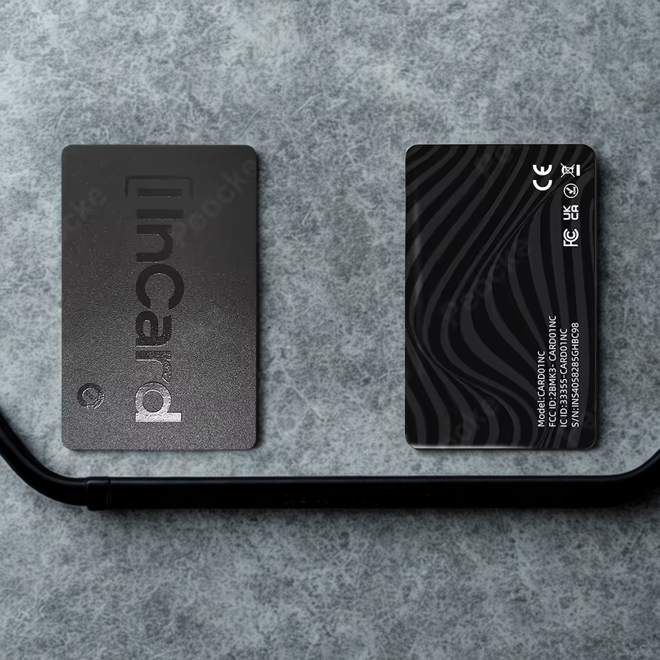 Carte de suivi pour portefeuille Carte ultra-mince avec localisation GPS, étiquette intelligente anti-perte, compatible Android et Find My, appareil Bluetooth, longue durée de batterie, traceur pour clés.